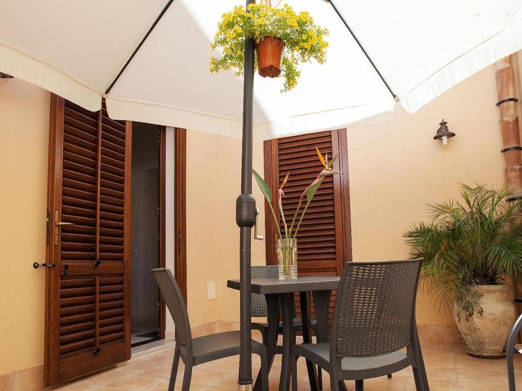 I Tramonti Sul Mare Bed & Breakfast Marsala Bagian luar foto